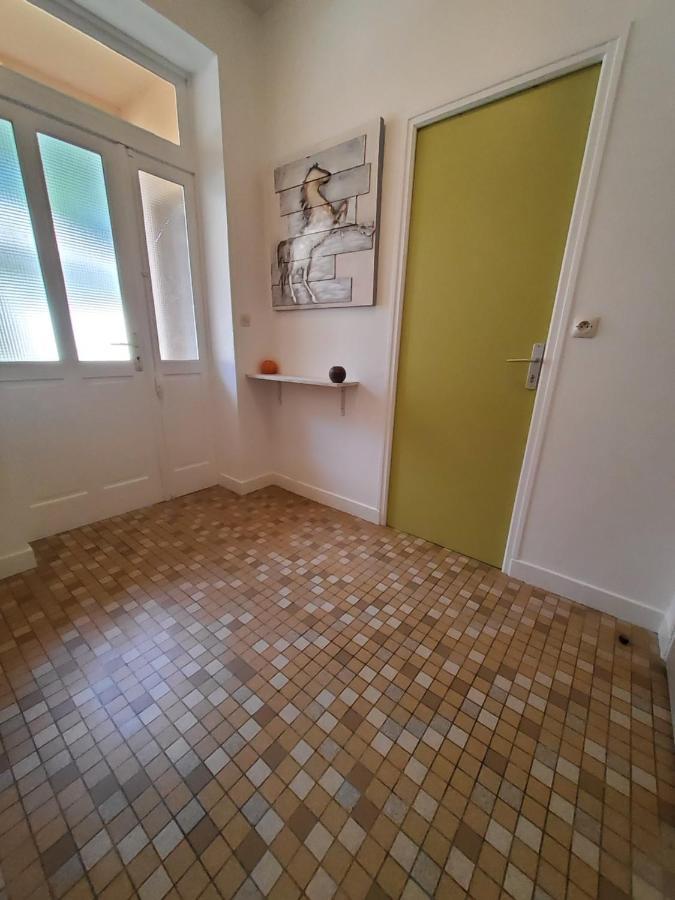 Chez Jollyjune, A Moins D'Une Heure Du Mont Saint Michel Champeaux Εξωτερικό φωτογραφία